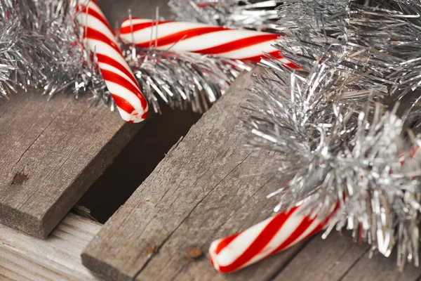 Zuckerstangen zu Weihnachten — Stockfoto