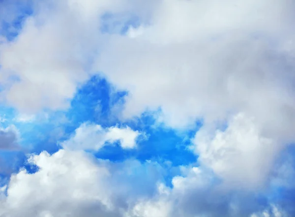 Himmel och moln bakgrund — Stockfoto