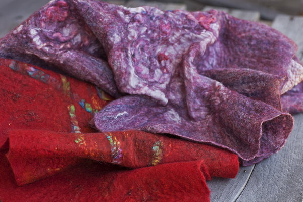 Scarf felting wool from sheep