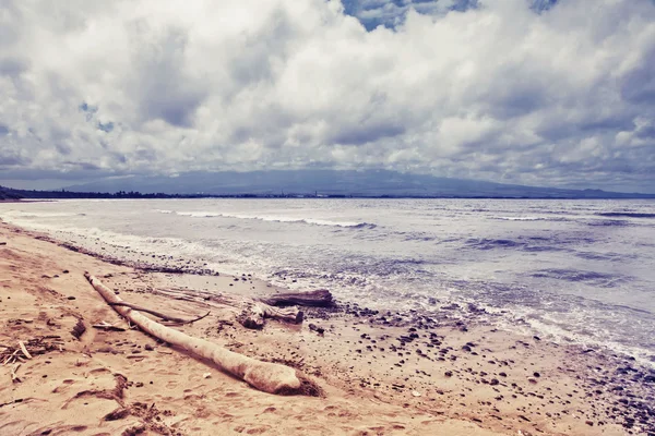 Oceaan en de bergen, eiland Maui, Hawaï — Stockfoto