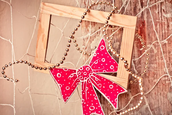 Décoration de Noël en papier et cadre en bois — Photo