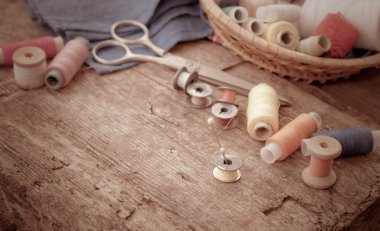 Makas ve bobin konu ile