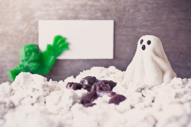 Noel dekorasyonu ve kar