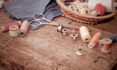 Makas ve bobin konu ile