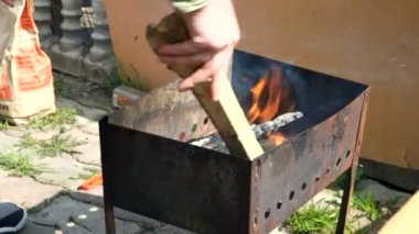 Barbekü yangın ahşap