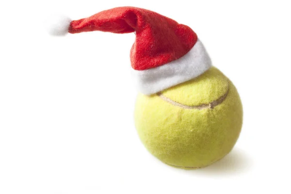 Palla da tennis con cappello da Babbo Natale — Foto Stock