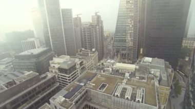 Aldgate yukarıda uçan