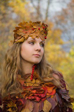 ormandaki sonbahar cadı