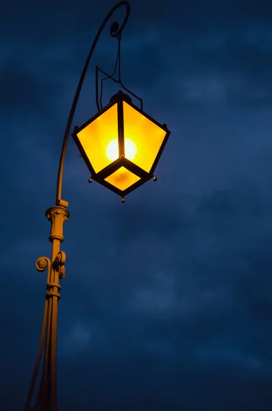 Lantern at dusk — Stock Photo, Image