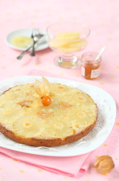 Vegan Pineapple Upside Down Cake — Stock fotografie