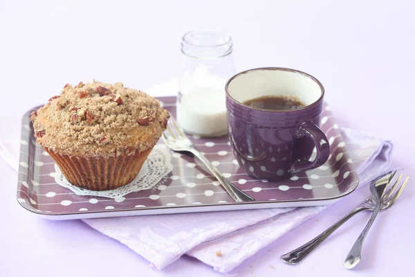 Pecan Muffin with Streusel Topping — Stock Photo, Image