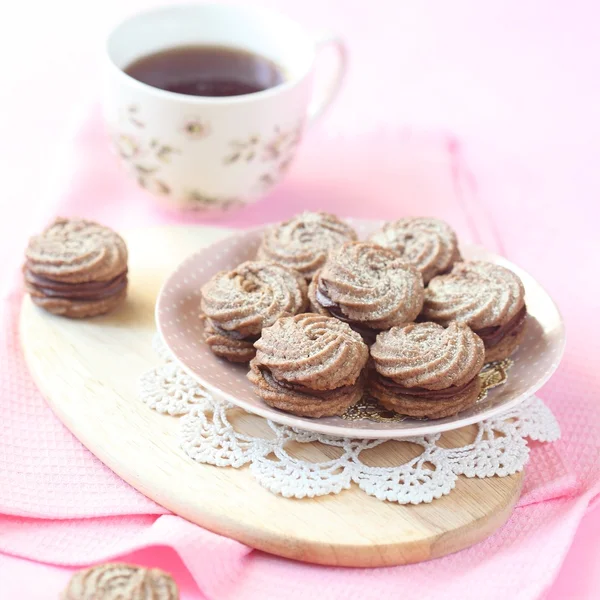 Biscotti di zibellino viennese con ripieno di cioccolato — Foto Stock
