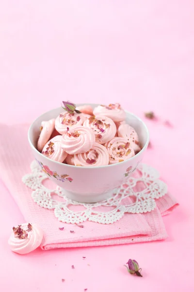 Bolachas de merengue rosa — Fotografia de Stock