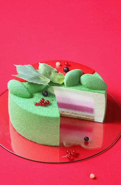 Viering (Kerstmis) Matcha en krenten Mousse Cake — Stockfoto