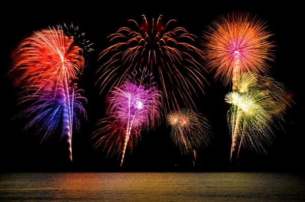 Celebración de fuegos artificiales . — Foto de Stock