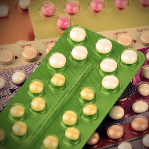 Colorful oral contraceptive pill. — Stock Photo, Image