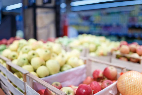 Jemně Zaměřený Snímek Oddělení Ovoce Obchodě Supermarketu Obchoďáku Hypermarketu Nebo — Stock fotografie