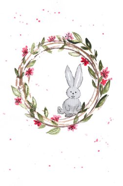 Paskalya suluboya resimleri, pembe çiçeklerle yeşil bir çelenkte oturan tavşancık. Beyaz arkaplanda elle boyanmış element