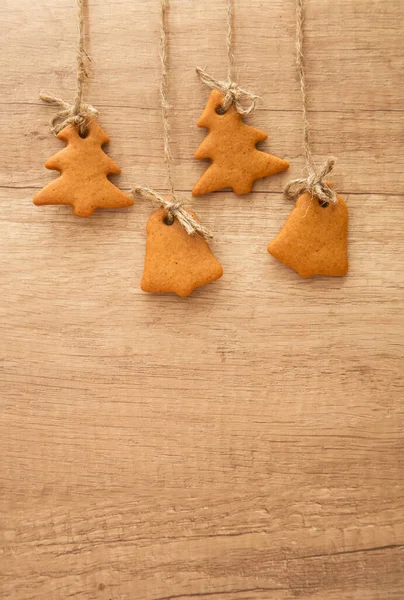 Gingerbread Cookies Wooden Background Christmas Tree Cookies Vertical — Stock Photo, Image