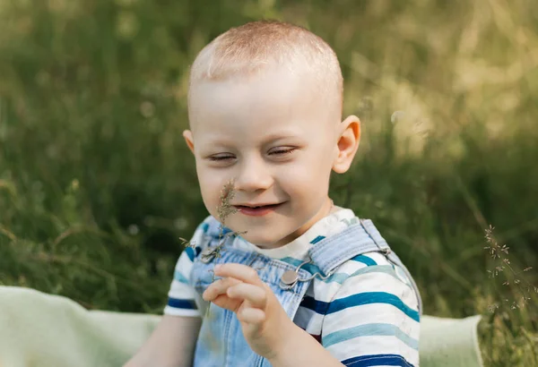 Little Boy Todler Nature Summer Portrait — Stock Photo, Image