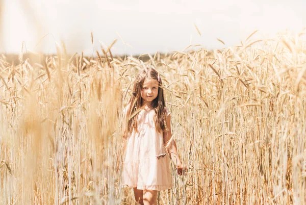 Little Blonde Girl Walks Golden Field Summer Concept Purity Growth — Stock Photo, Image