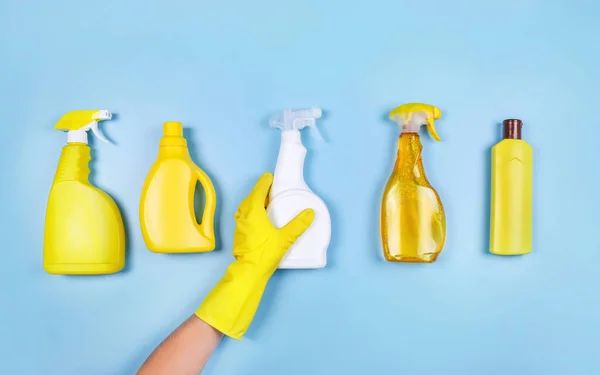 Colorful Cleaning Set Cleaning Detergents Concept Choice Best Detergent — Stock Photo, Image