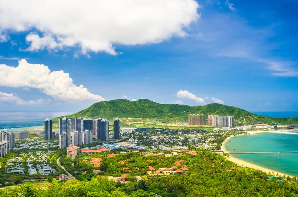 Visão geral da cidade de Sanya, província de Hainan, China — Fotografia de Stock