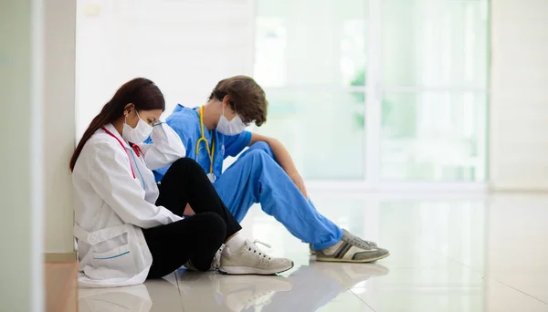 Exhausted Tired Asian Doctor Nurse Virus Outbreak Asia Coronavirus Pandemic — Stock Photo, Image