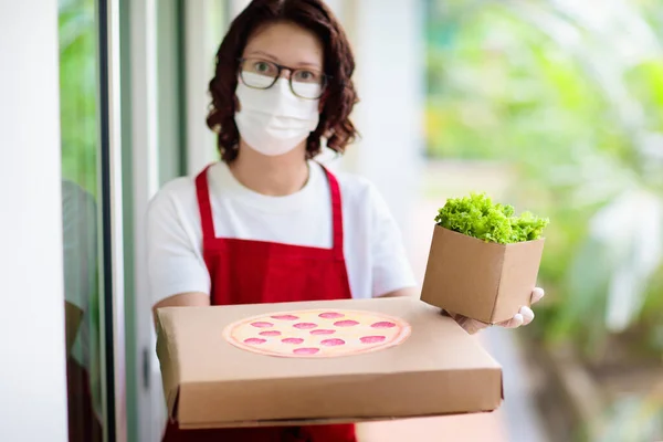 Food Delivery Lockdown Take Away Food Coronavirus Outbreak Restaurant Owner — Stock Photo, Image