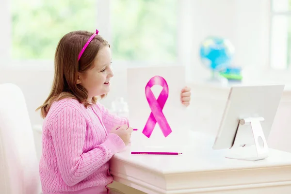 Kinderen Tekenen Roze Lint Studenten Project Borstkanker Bewustzijn Denk Aan — Stockfoto