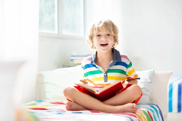 Child Reading Book Bed White Sunny Bedroom Window Children Read — Stock Photo, Image