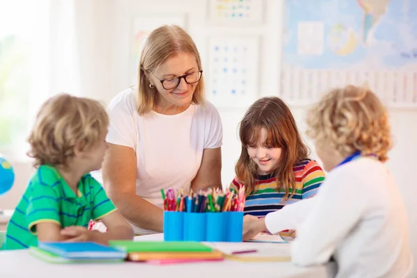 Ungarna Skolan Förskolebarn Klassen Glada Barn Tillbaka Till Skolan Studerande — Stockfoto