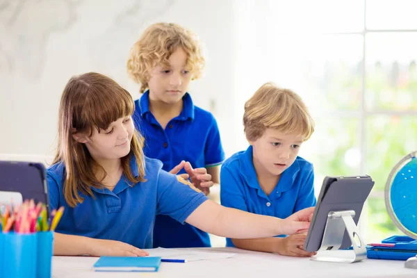 Online Remote Learning School Kids Computer Having Video Conference Chat — Stock Photo, Image