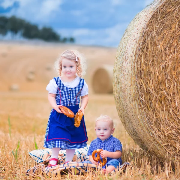 Enfants pendant l'Oktoberfest — Photo