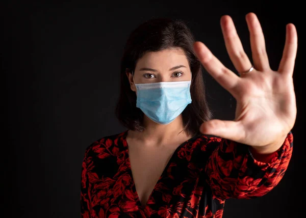 woman with medical mask social distance