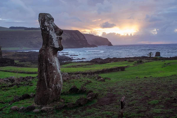 Aube sur Isla de Pascua. Rapa Nui. Île de Pâques — Photo