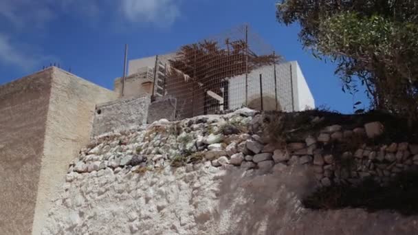 Bâtiments résidentiels sur l'île de Santorin — Video