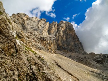 Dolomit alps İtalya