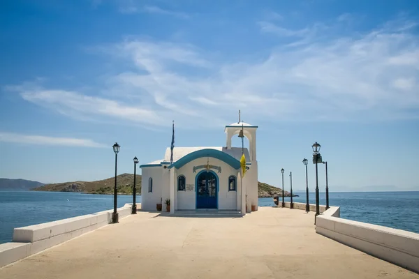 Liten grekisk ortodoxa kyrka — Stockfoto