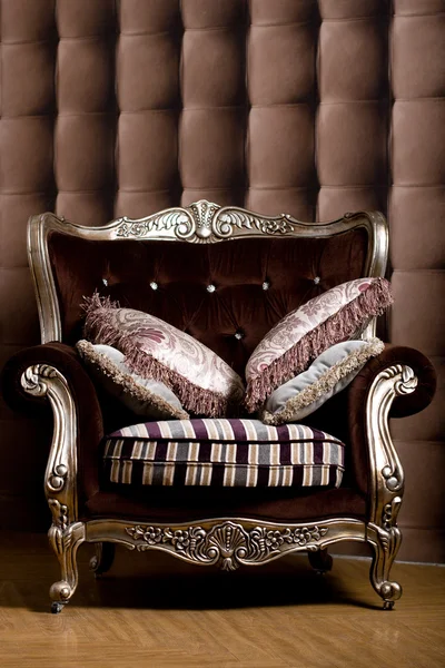 ヴィンテージ ・ ブラウン椅子 — ストック写真