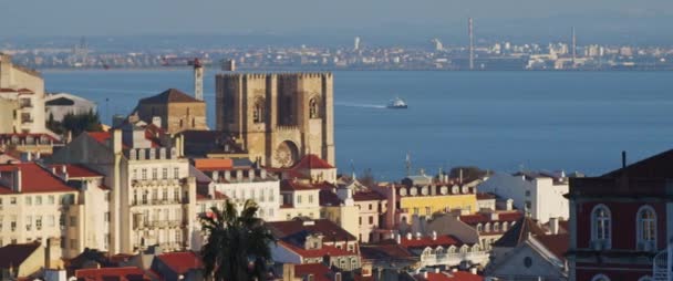 Panoramautsikt Över Det Historiska Distriktet Lissabon Nära Stadens Hamn Långsamma — Stockvideo