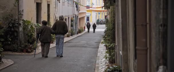 Lissabon Portugal December 2019 Mensen Lopen Neer Straat — Stockvideo