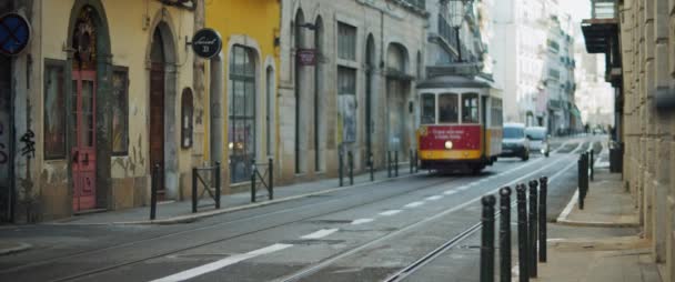 Lisbon Portugal Dec 2019 Traditional Colorful Public Tram Riding Streets — Wideo stockowe