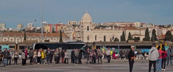 Lisbon Portugal Dec 2019 Big Group Tourists Arrived Bus City — Vídeo de Stock