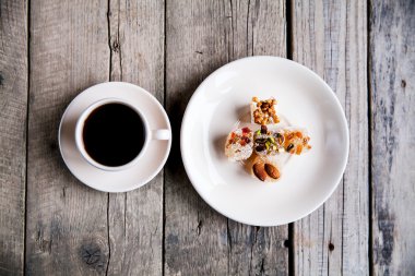 Türk kahvesi ve Türk lokumu