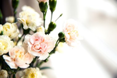 karanfil vintage tarzı narin buket