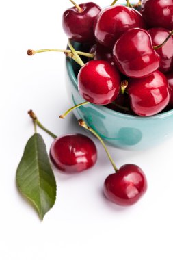 Tatlı beyaz izole kiraz güzel turkuaz Kupası