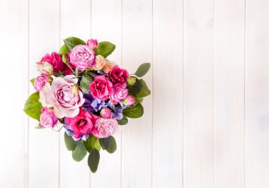 çiçekler. bir demet gül buketi 