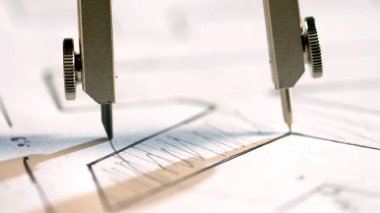 Kağıt üzerine pusula çizimi arkaplanı kapat.