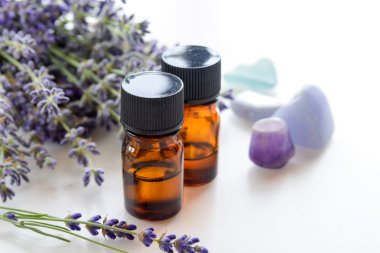 otlar ile temel yağlar